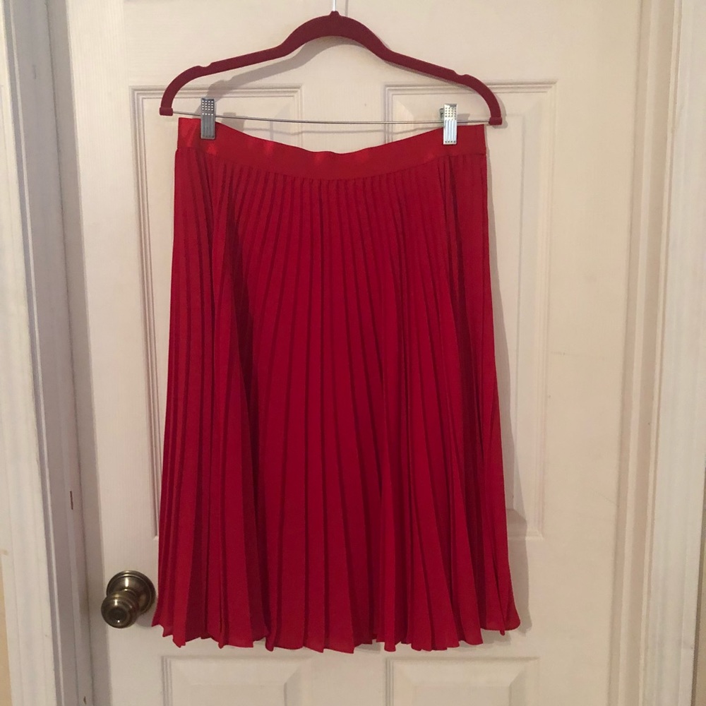 Accordion Skirt